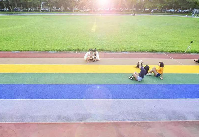 運動塑膠跑道材料