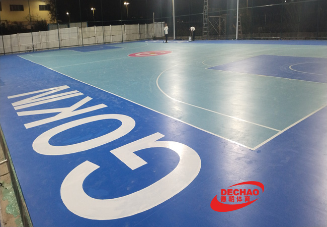 廣東珠海金灣區(qū)機場北路硅PU籃球場3mm順利完工！