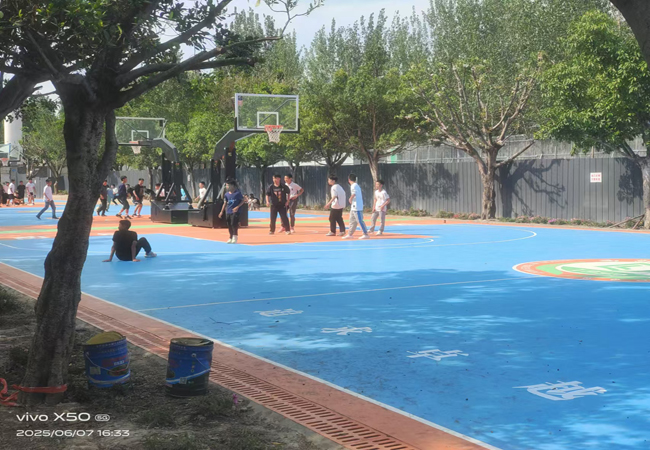 四川硅PU籃球場(chǎng)