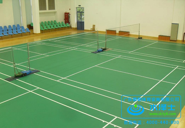 室外羽毛球場施工